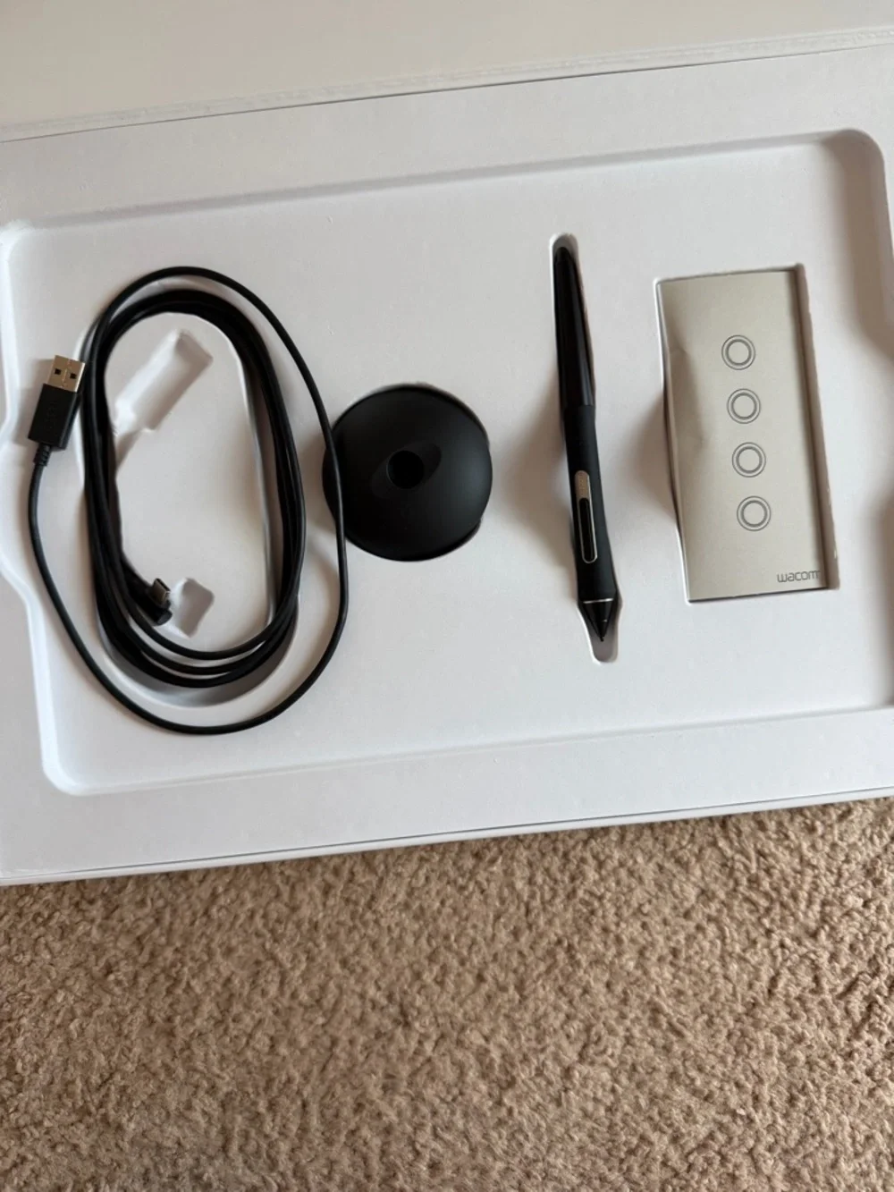 Wacom Intuos Pro Medium PTH660 - NWT